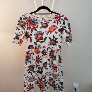 Girls quarter sleeve white floral dress- Old Navy